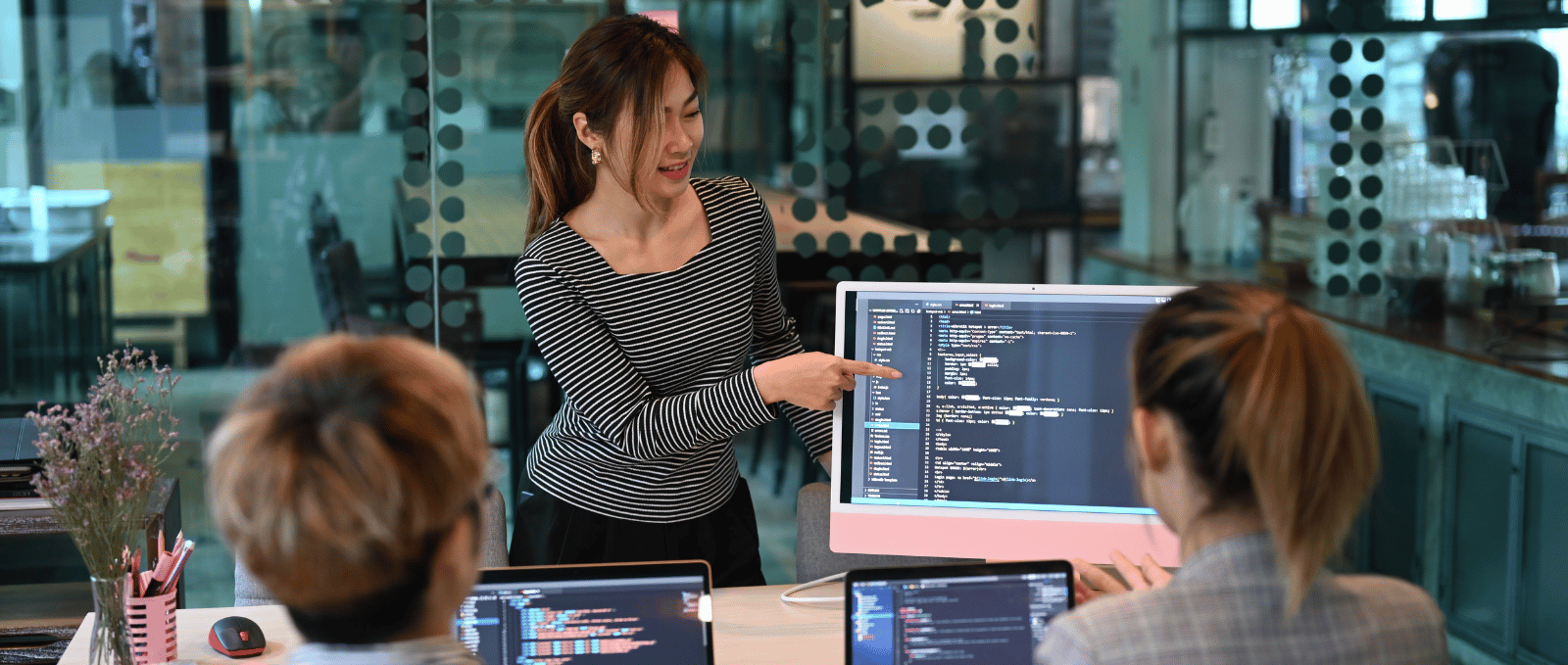 role-of-custom-software-development-services